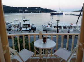 Skiathos city views studios-apartments, Skiathos